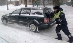 ГИБДД Хабаровска ввела усиленное дежурство на дорогах в связи с циклоном - «Автоновости»