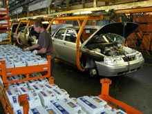 Производство "АвтоВАЗа" по итогам 2015 года может сократиться почти на 20% - «Автоновости»