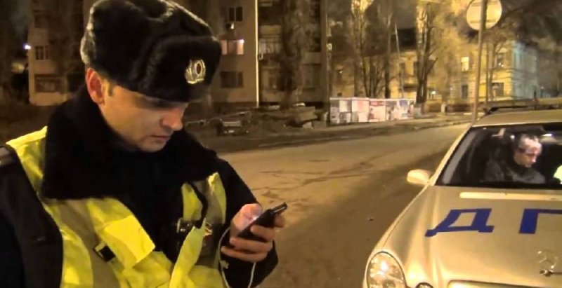 Инспектора ГИБДД хотят вернуть свои права  - «Автоновости»