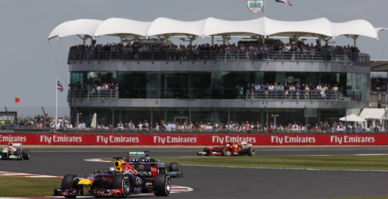 Jaguar Land Rover намерен купить автодром в Сильверстоуне  - «Автоновости»