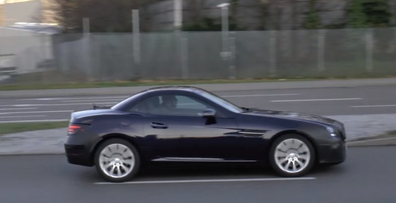 Родстер Mercedes-Benz SLC показался на свежих фото перед премьерой в Детройте  - «Автоновости»