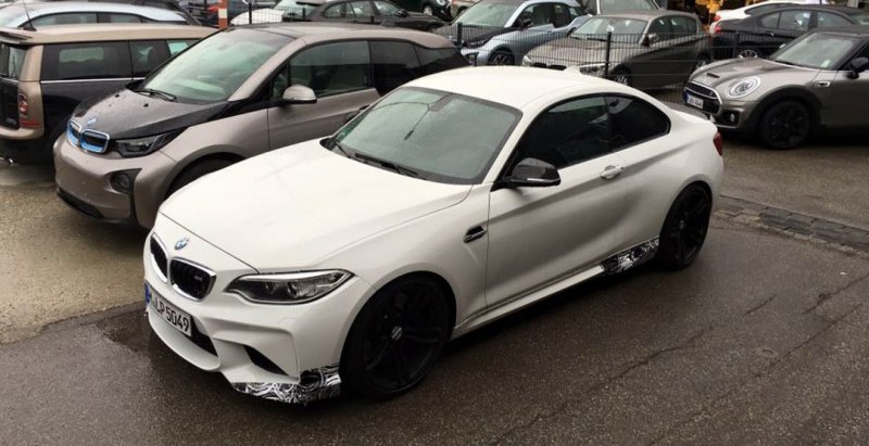 Замечен BMW M2 украшенный аксессуарами M Performance  - «Автоновости»