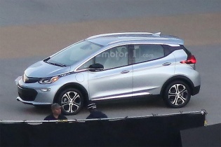 В Сети появилось фото нового электрокара Chevrolet  - «Авто Мир»