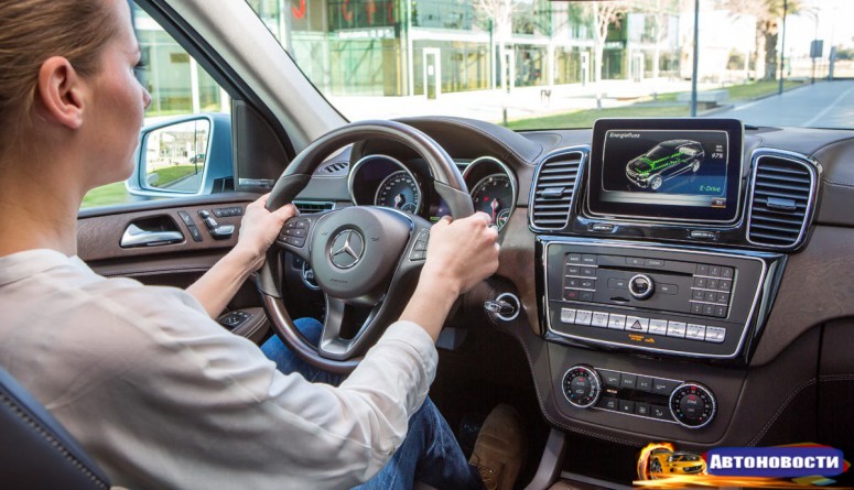 Гибридный Mercedes GLE 500e: мощность суперкара с расходом топлива мини автомобиля - «Mercedes-Benz»