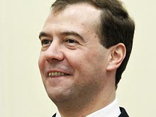 Медведев распорядился выделить падающему автопрому 50 млрд рублей - больше, чем в прошлом году - «Автоновости»