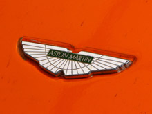 Aston Martin показал элегантное купе Vanquish Zagato на выставке самых красивых машин - «Автоновости»