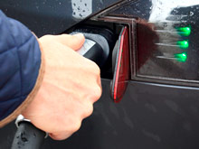 Москвичи за четыре месяца приобрели 30 электромобилей - «Автоновости»