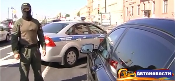 Опубликовано видео погони ФСБ и ГИБДД за кортежем бизнесмена Пригожина - «Автоновости»