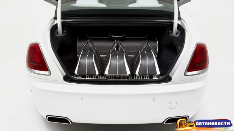 Rolls-Royce оценил багажный сет в “трешку” BMW - «Автоновости»