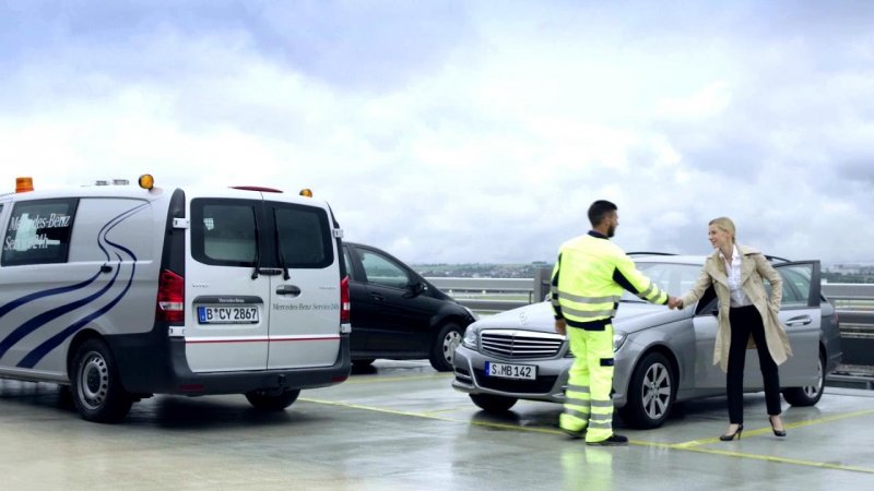 An unplanned stay? Mobilo. Stay on the move - Mercedes-Benz original  - «видео»