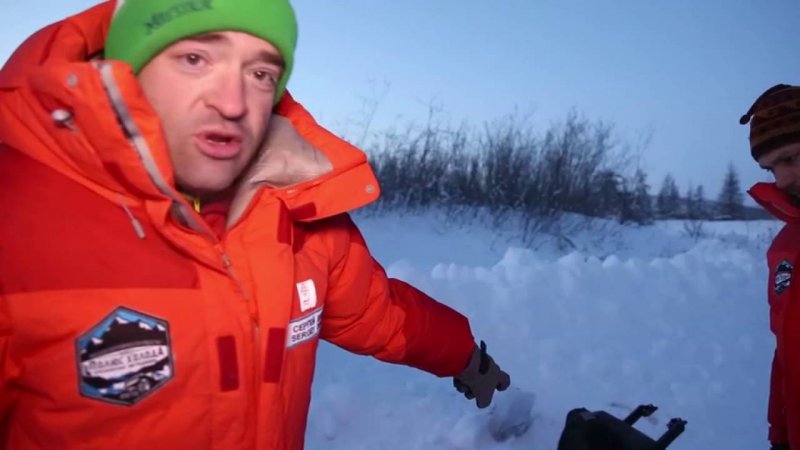 Своими глазами. В Тикси на внедорожнике Toyota  - «видео»