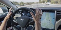 Автопилот спас водителя Tesla во время приступа - «Автоновости»