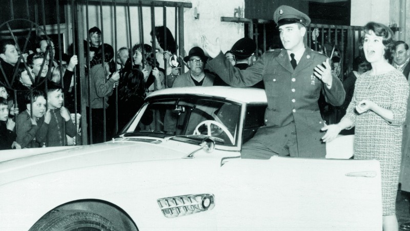 Утерянный родстер Элвиса Пресли восстановили: BMW 507 - «Автоновости»