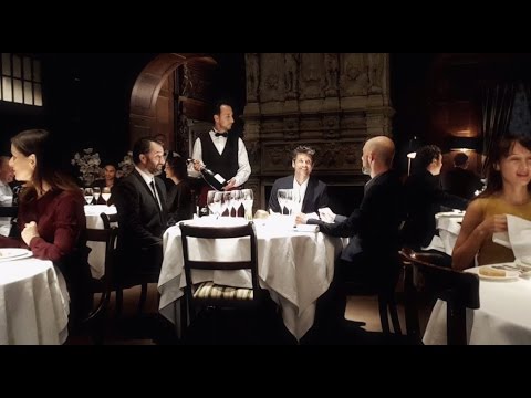 Patrick Dempsey's way of... having dinner.  - «видео»