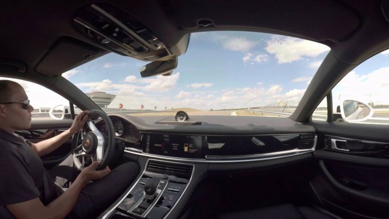 Hotlap in the new Panamera 4 E-Hybrid (360° Video)  - «видео»