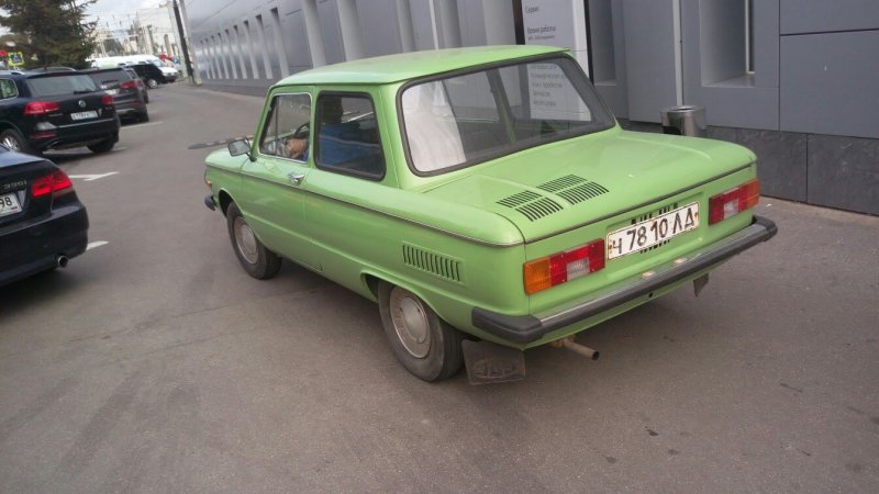 ЗАПОРОЖЕЦ 1991 года с пробегом 2к / Гоняем по Питеру  - «видео»