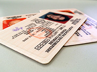 Лихача, устроившего дрифт вокруг машины ДПС на Воробьевых горах, лишили прав еще на полгода - «Автоновости»