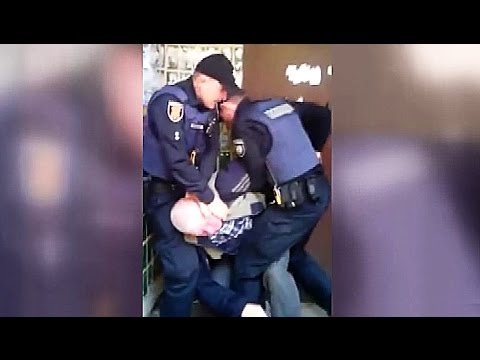 Полиция избила деда за торговлю картошкой  - «происшествия видео»