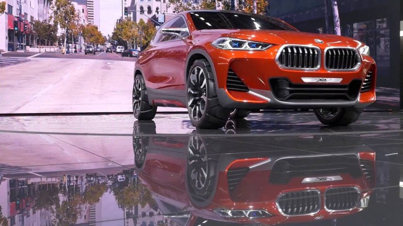 BMW X2 Concept // Париж 2016 // АвтоВести Online  - «видео»