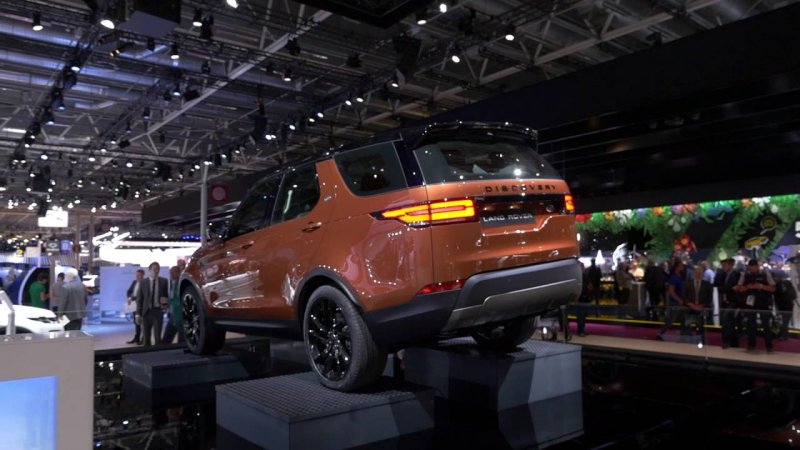 Land Rover Discovery 2017 // Париж 2016 // АвтоВести Online  - «видео»