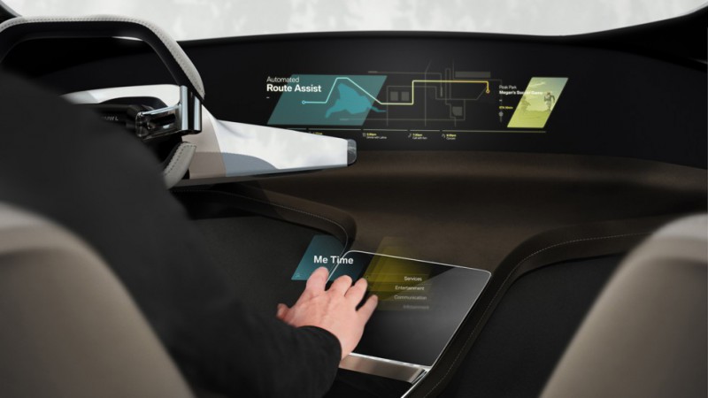 BMW показала голографический дисплей на центральной консоли - «BMW»