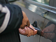 Росгвардия добивается права вскрывать автомобили в отсутствие владельцев - «Автоновости»