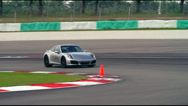 Porsche Media Driving Academy 2016 held at the Sepang International Circuit  - «видео»