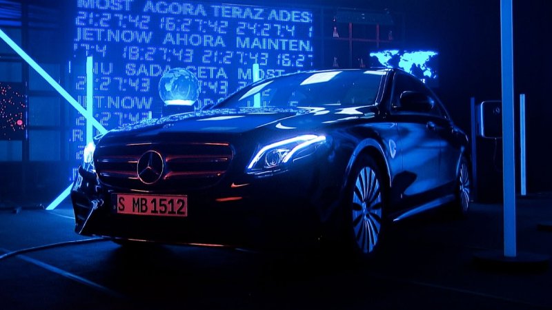 The Mercedes-Benz Now Experience  - «видео»
