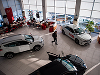В ноябре в России продажи и новых, и подержанных автомобилей показали уверенный рост - 24% и 12% - «Автоновости»