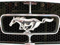 Ford модернизировал Mustang, сделав модель более мощной и агрессивной - «Автоновости»