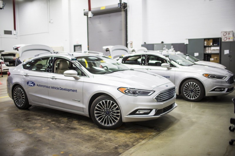 Ford представила второе поколение беспилотных автомобилей Fusion - «Видео»