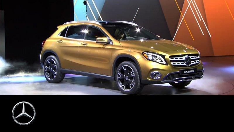 Mercedes-Benz at NAIAS 2017 – New GLA revealed – Mercedes-Benz original  - «видео»