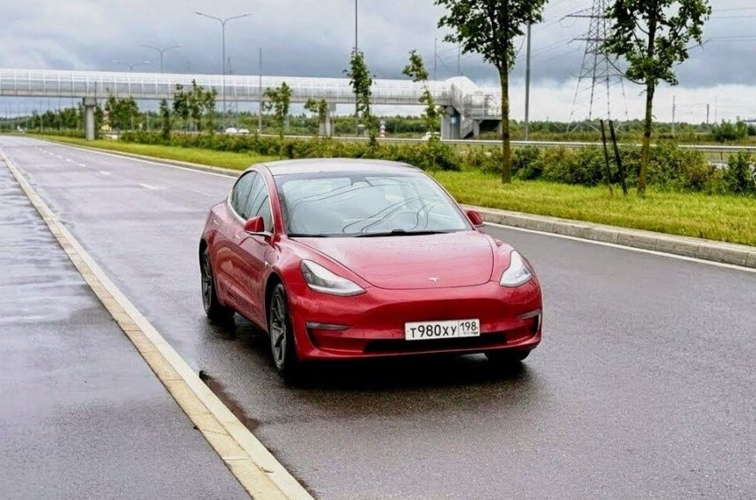 Model 3 c пробегом 197 000 км: как ремонтировать Tesla в гараже - «Автоновости»