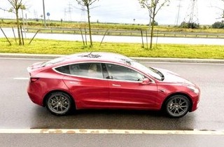 Model 3 c пробегом 197 000 км: как ремонтировать Tesla в гараже - «Автоновости»